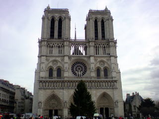 旅ニケーション フランス旅行 パリ ノートルダム寺院