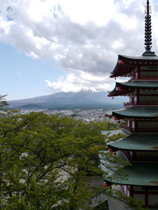 新倉浅間神社(旅ニケーション 河口湖・御坂峠)