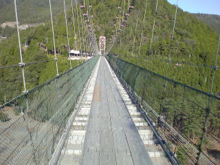 旅ニケーション 奈良旅行・奈良観光 十津川 谷瀬のつり橋